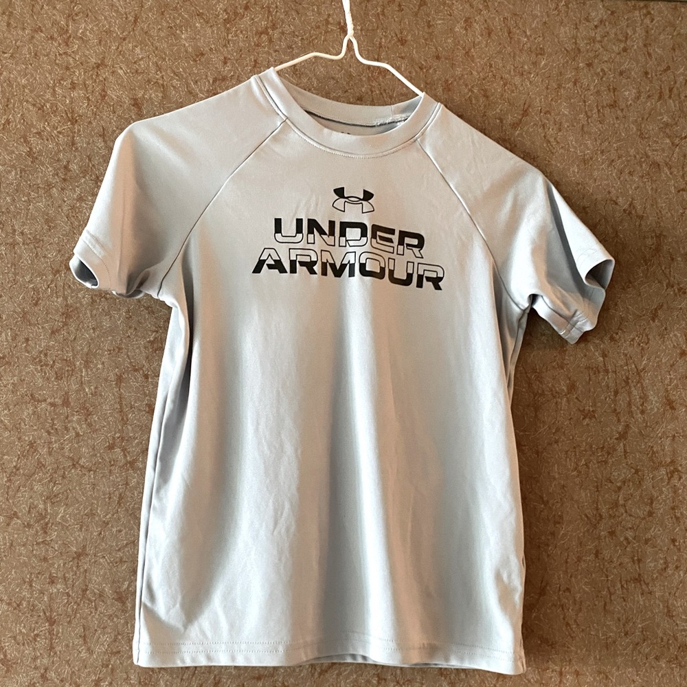 Under Armour Light Gray Tee